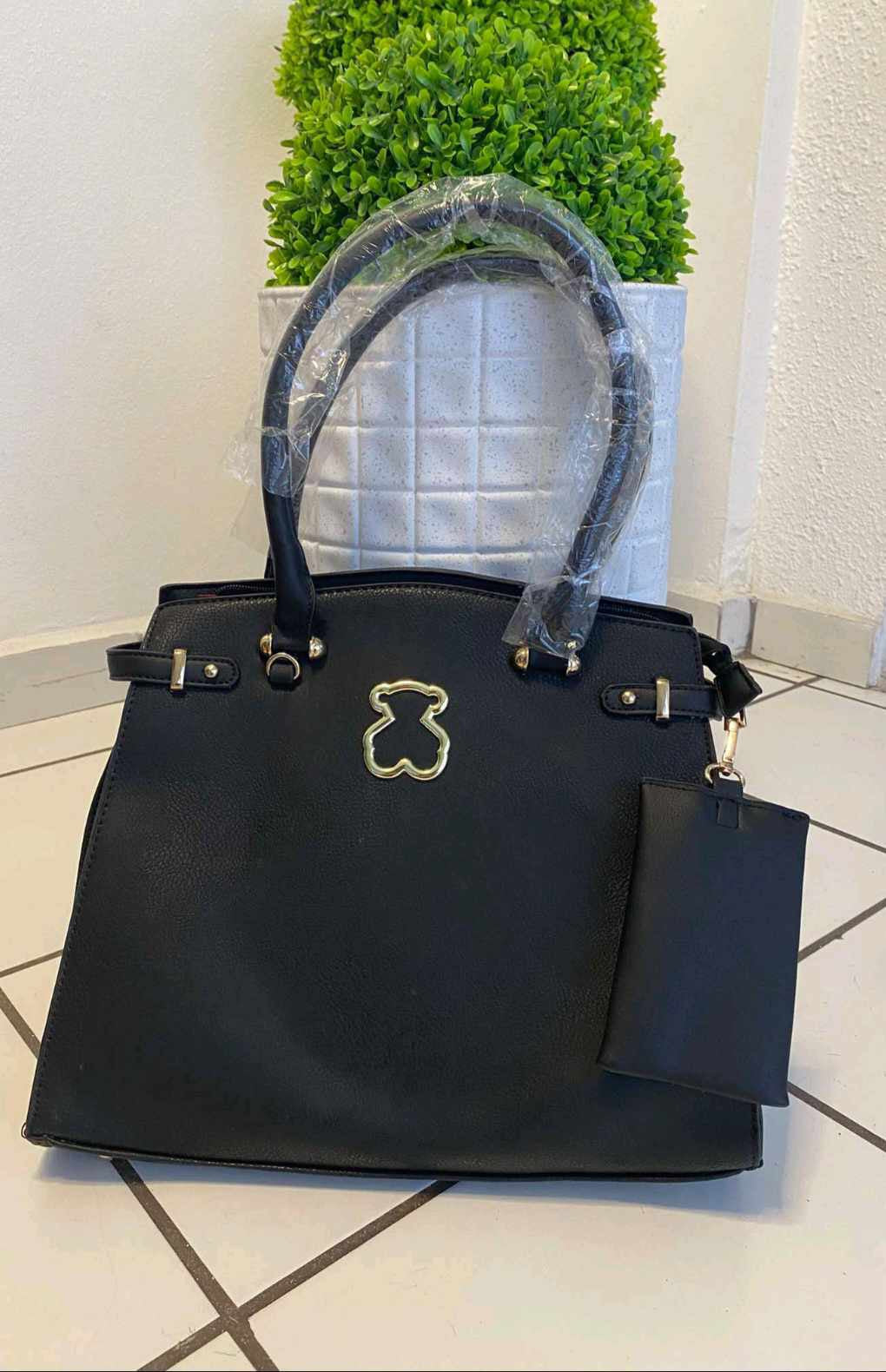 Cartera con monedero