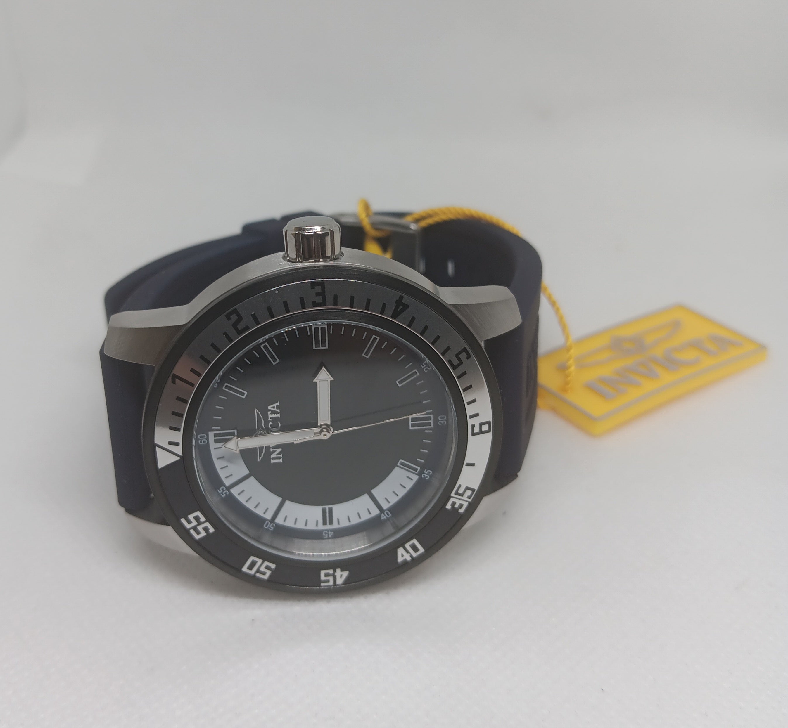 Invicta Specialty 45 mm -Unisex-