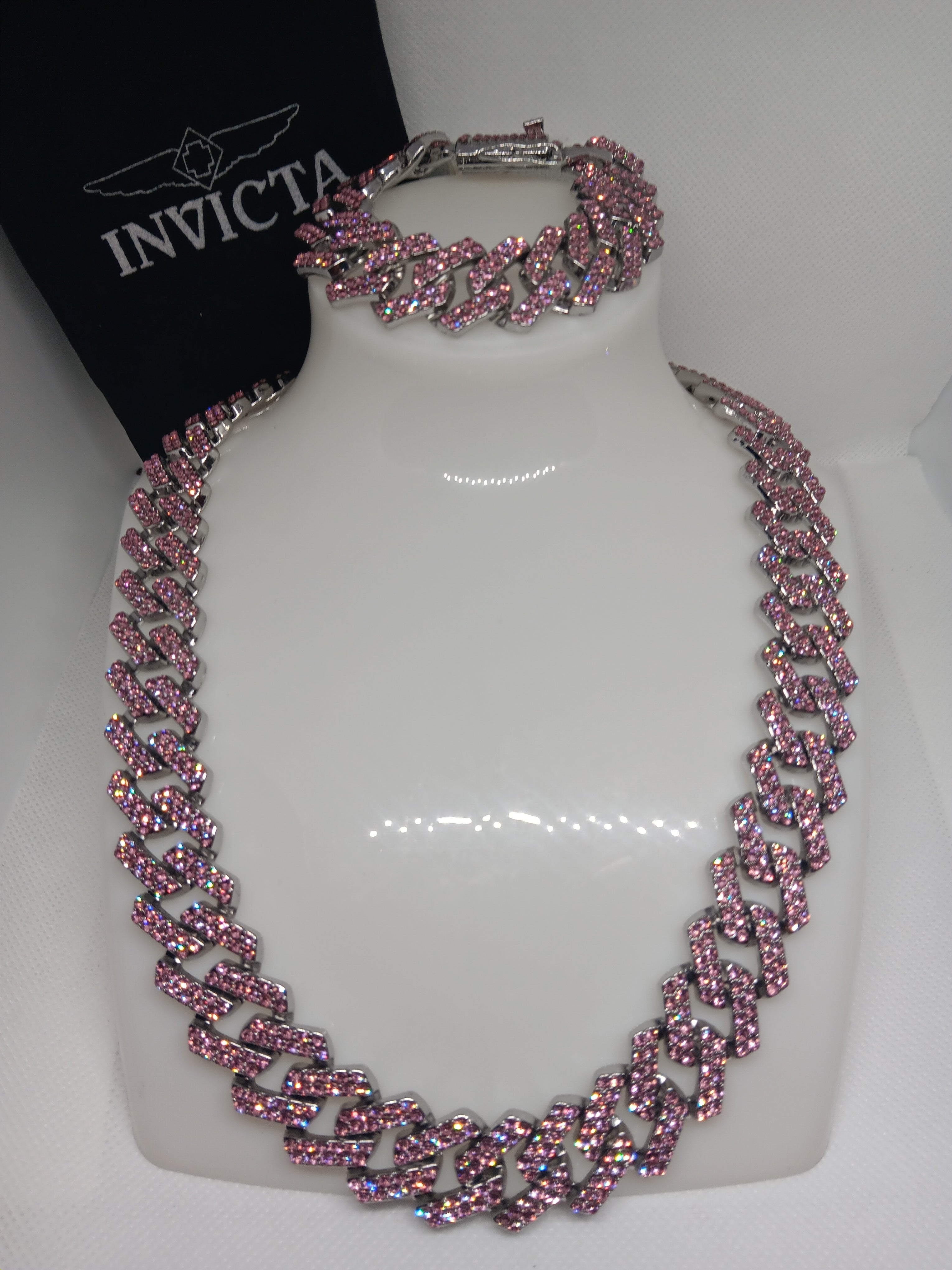 Set Cadena y Pulsera Invicta -Stainless Steel-