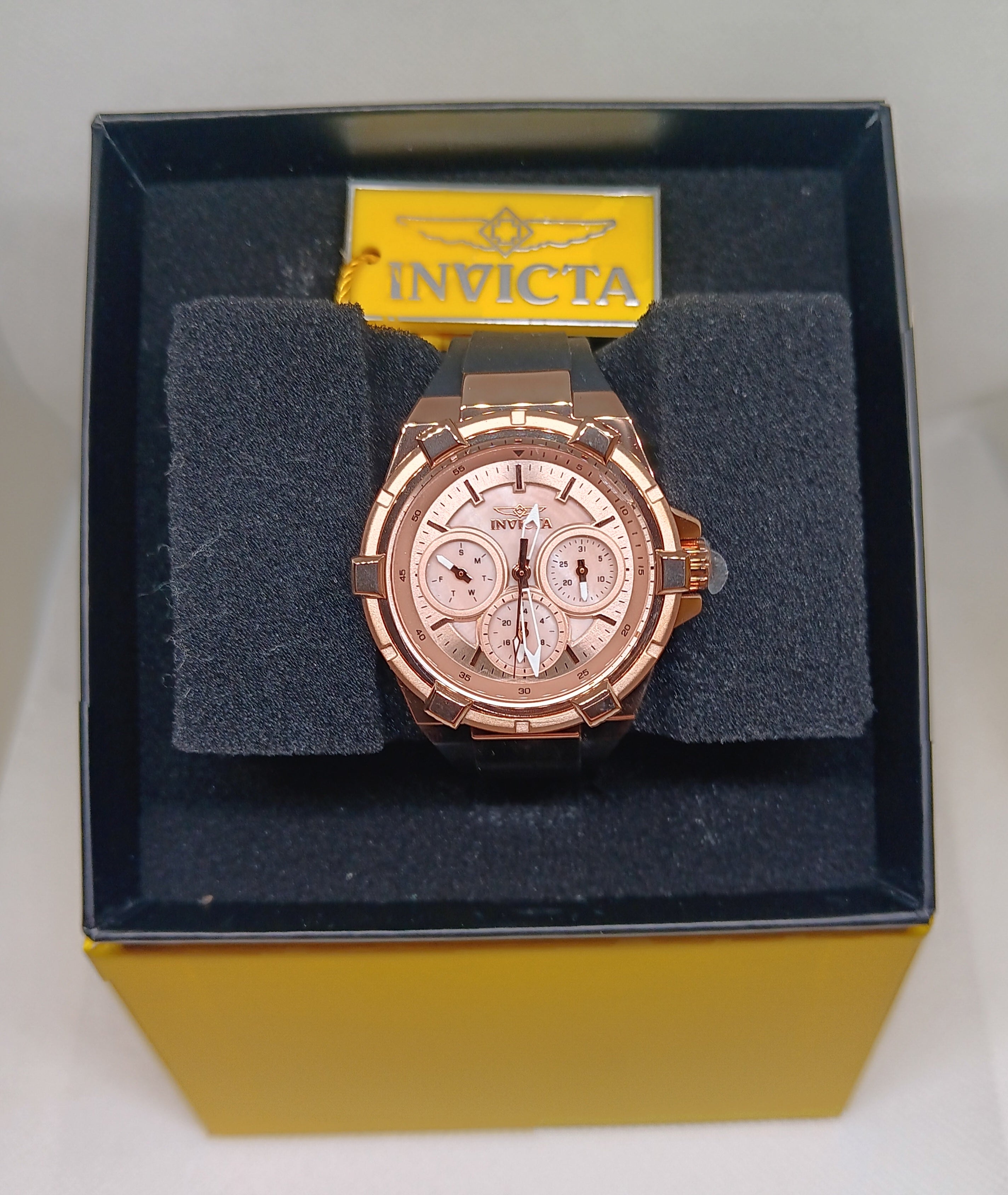 Invicta Aviator 36 mm