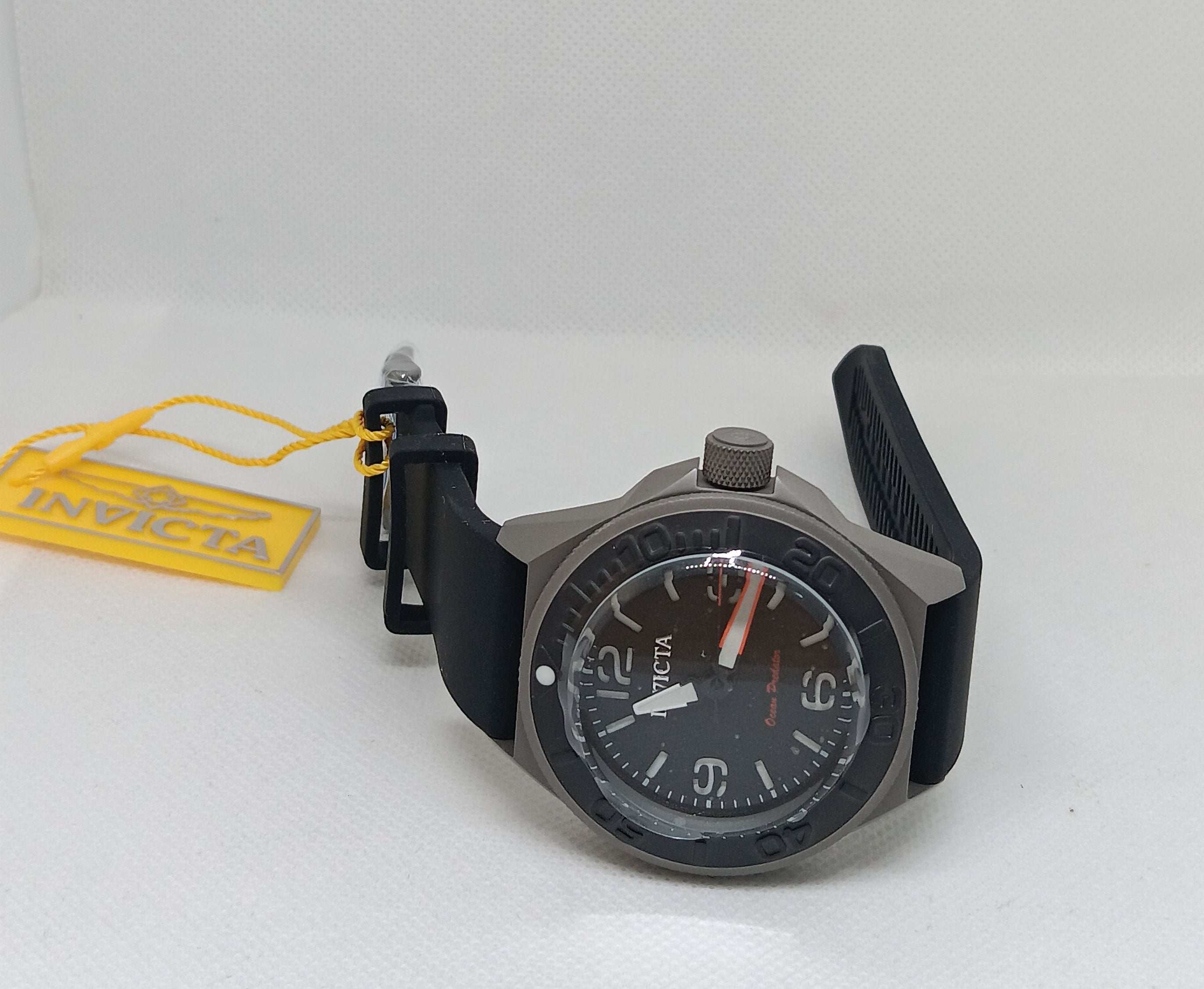 Invicta Ocean Predator 43 mm con 5 correas - Special Edition- Unisex