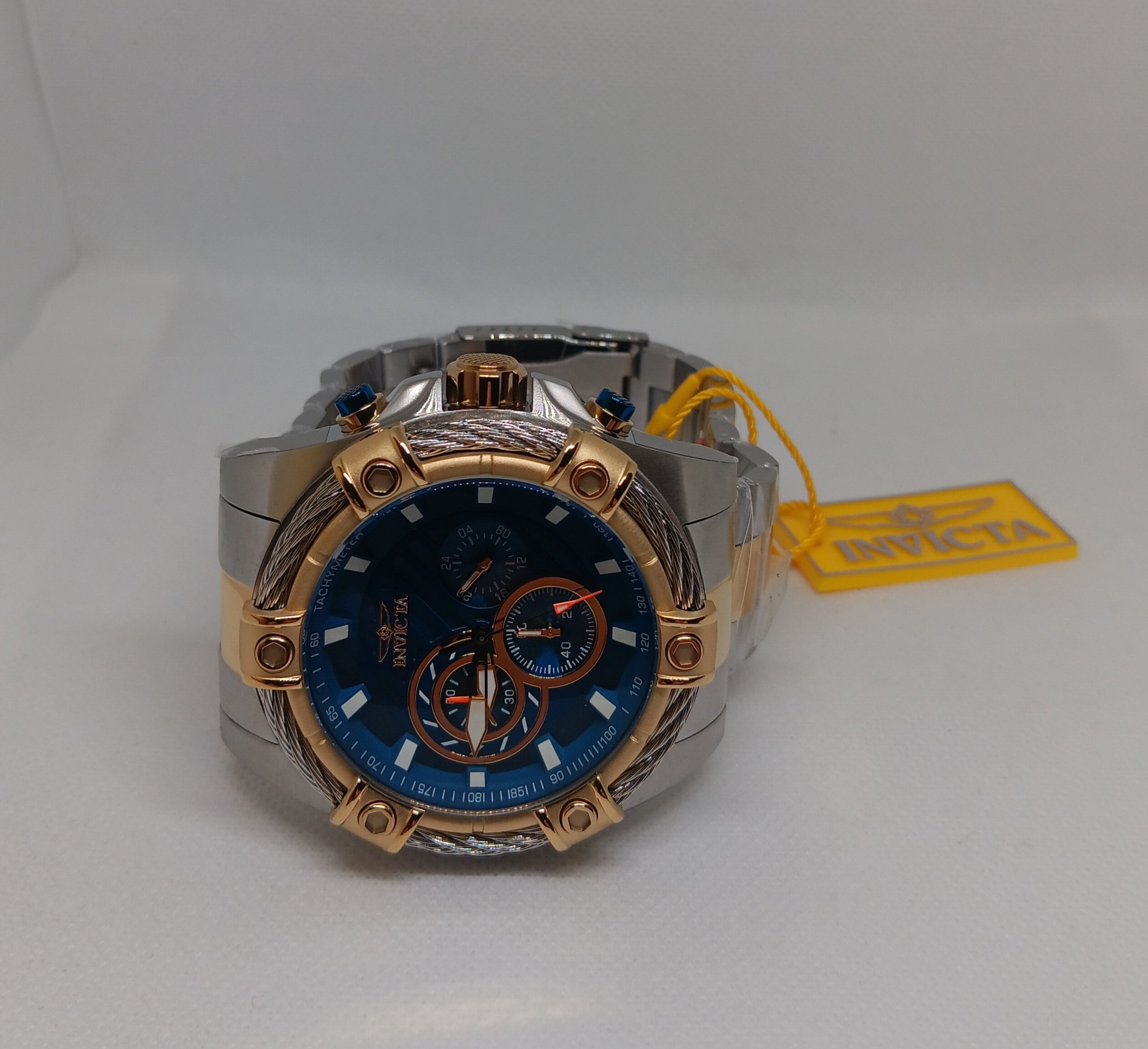Invicta Bolt 52 mm