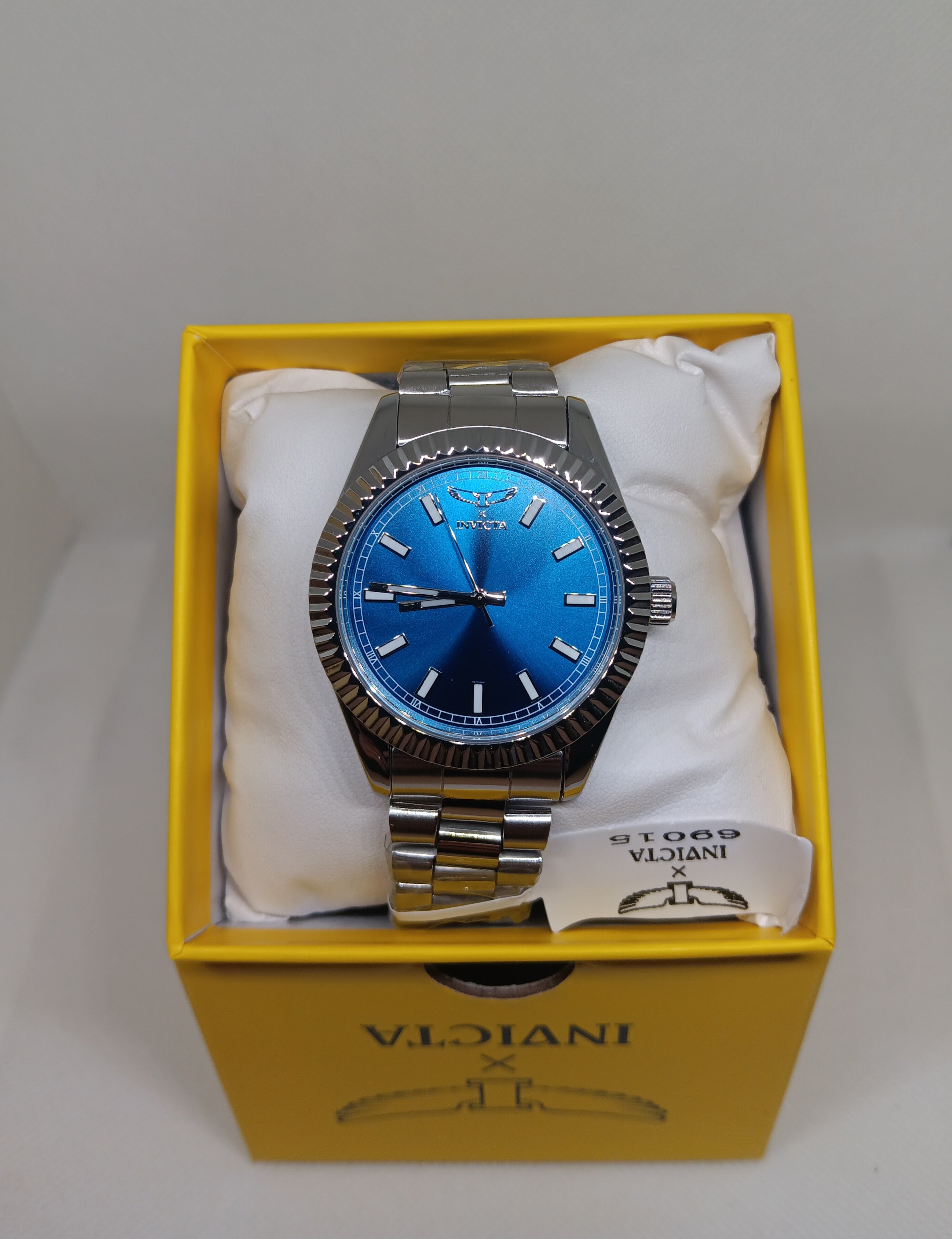 Invicta Specialty 40 mm -Unisex-