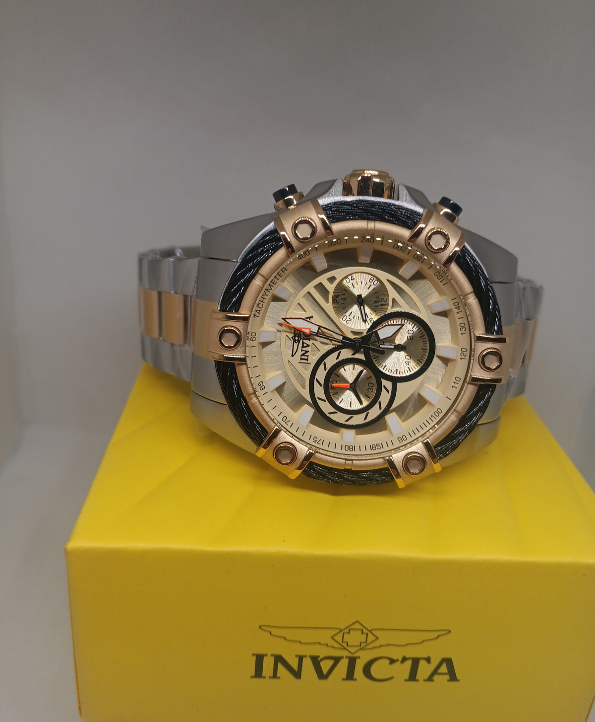 Invicta Bolt Ace 52mm