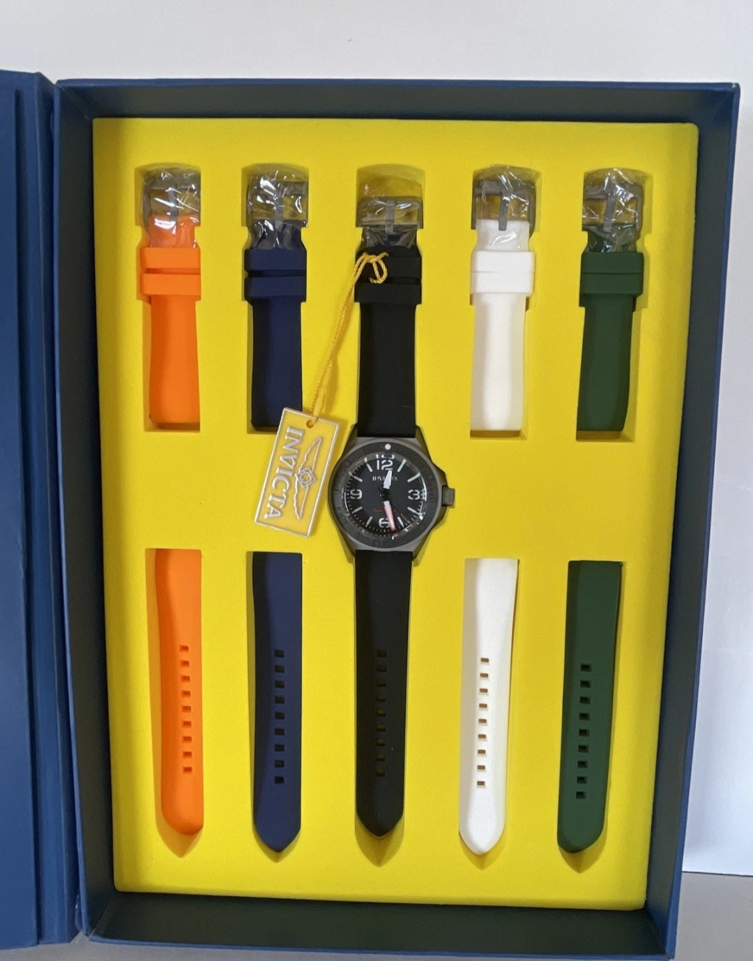 Invicta Ocean Predator 43 mm con 5 correas - Special Edition- Unisex