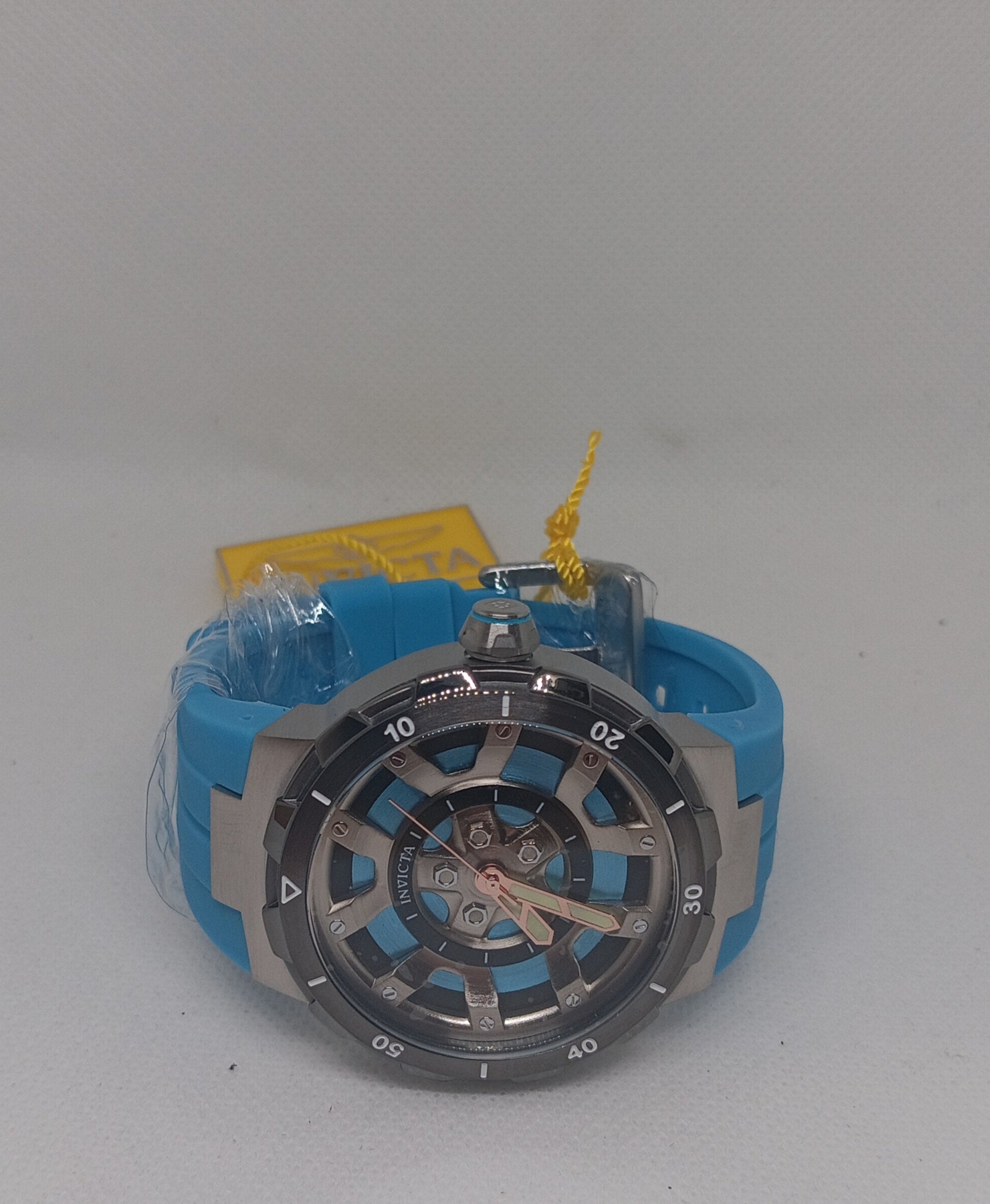 Invicta Racing 46 mm